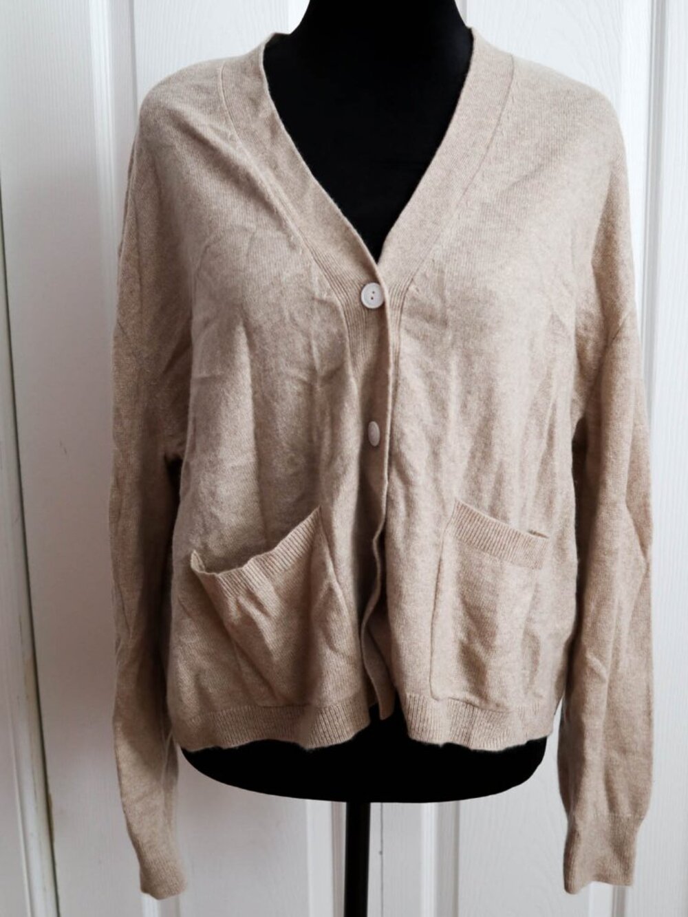 J Crew 100% Cashmere Cropped Cardigan Sweater Front Pockets Beige Women's Sz L